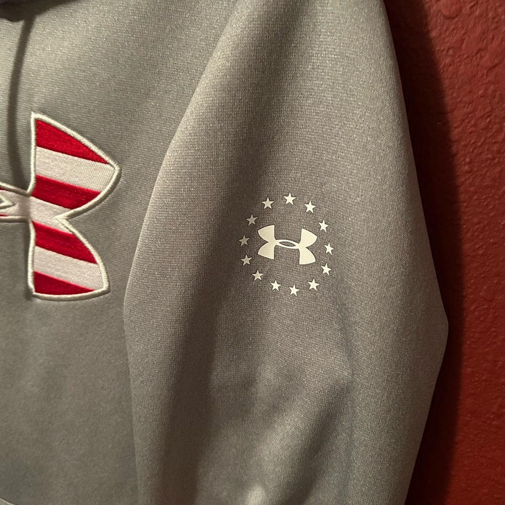 LG Gray Hoodie with American Flag Logo - Picture 3 of 5
